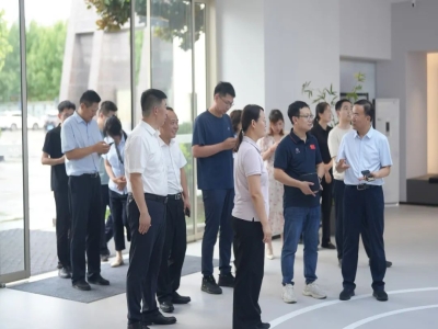 綠色建材產(chǎn)業(yè)鏈融鏈固鏈再發(fā)力！哈工大王代玉教授一行蒞臨天意機械、卓越精工考察調(diào)研